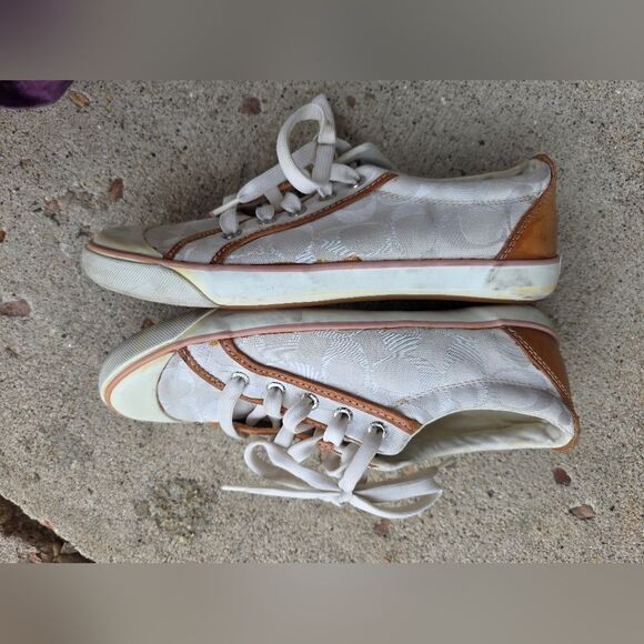 COACH Barrett Signature C Sneakers in White Tan Women's Size 7.5B Classic Skater - Picture 12 of 16